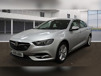 Used Vauxhall Insignia 2019 for sale - 75782415: Photo