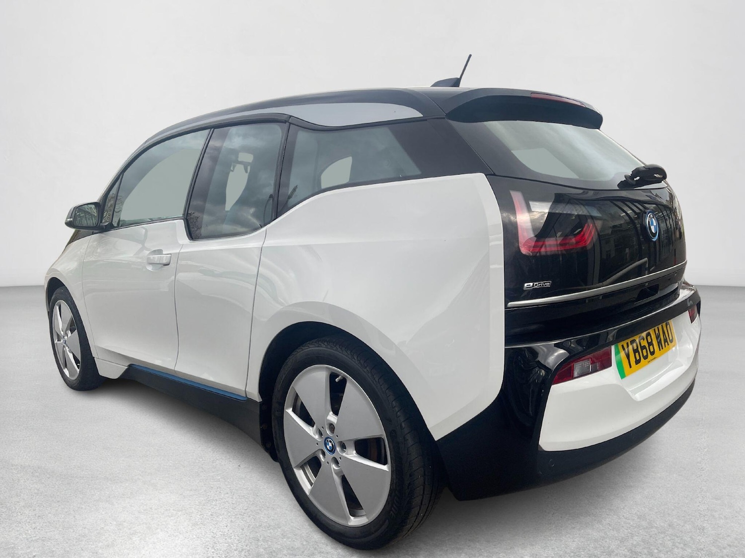 Used BMW i3 2018 for sale - 76398947: Photo 22