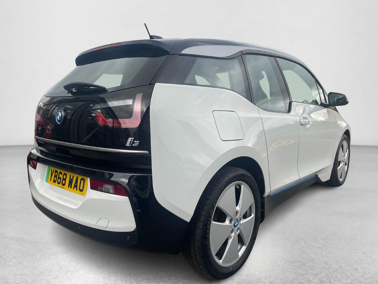 Used BMW i3 2018 for sale - 76398947: Photo 32