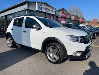 Used Dacia Sandero Stepway 2019 for sale - 79292133: Photo