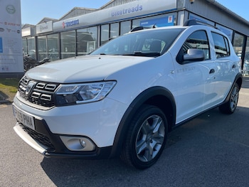 Used Dacia Sandero Stepway 2019 for sale - 79292133: Photo