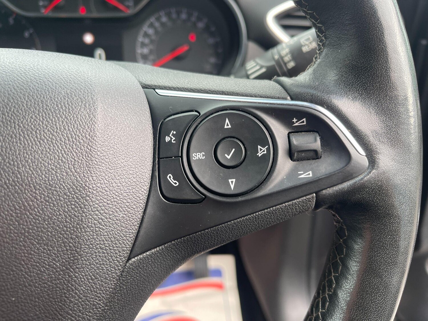 Used Vauxhall Crossland 2022 for sale - 76251374: Photo 45