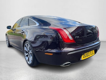 Used Jaguar XJ 2010 for sale - 76213924: Photo