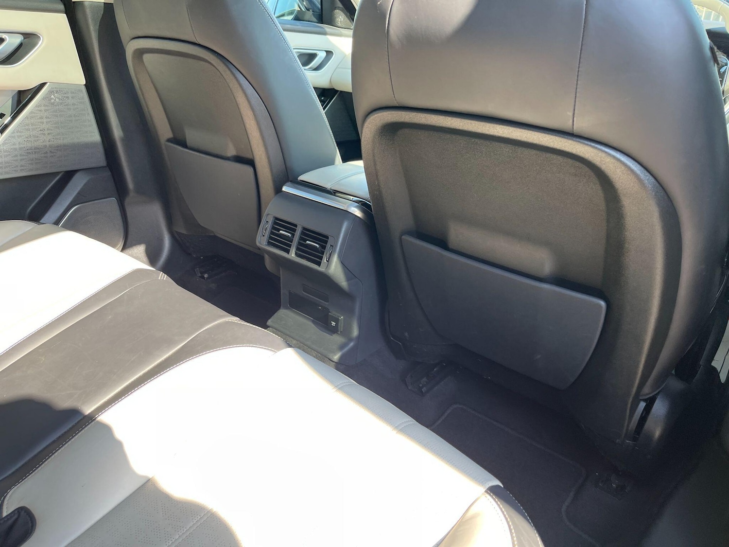 Used Land Rover Range Rover Velar 2018 for sale - 77632956: Photo 28