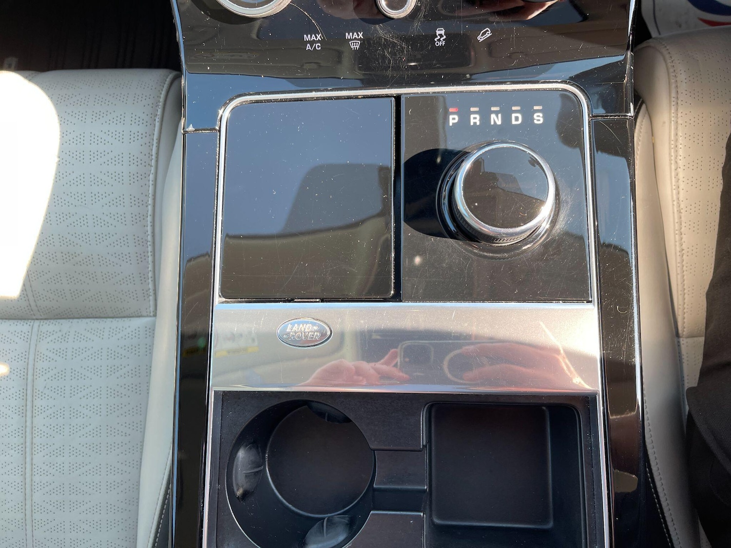 Used Land Rover Range Rover Velar 2018 for sale - 77632956: Photo 32