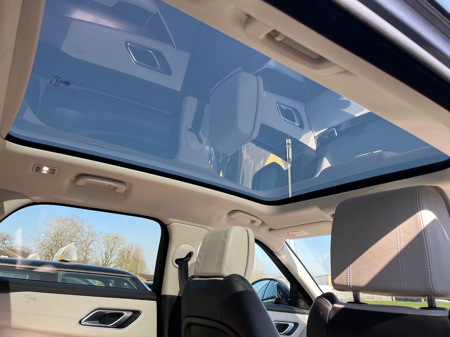 Used Land Rover Range Rover Velar 2018 for sale - 77632956: Photo 56