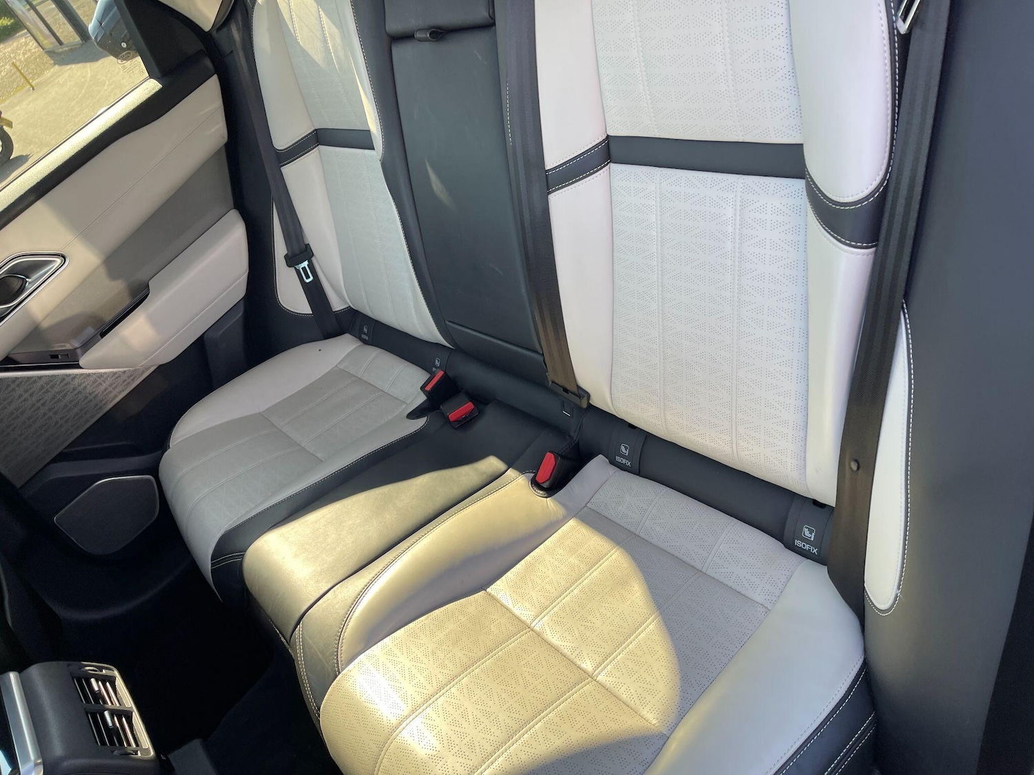 Used Land Rover Range Rover Velar 2018 for sale - 77632956: Photo 57