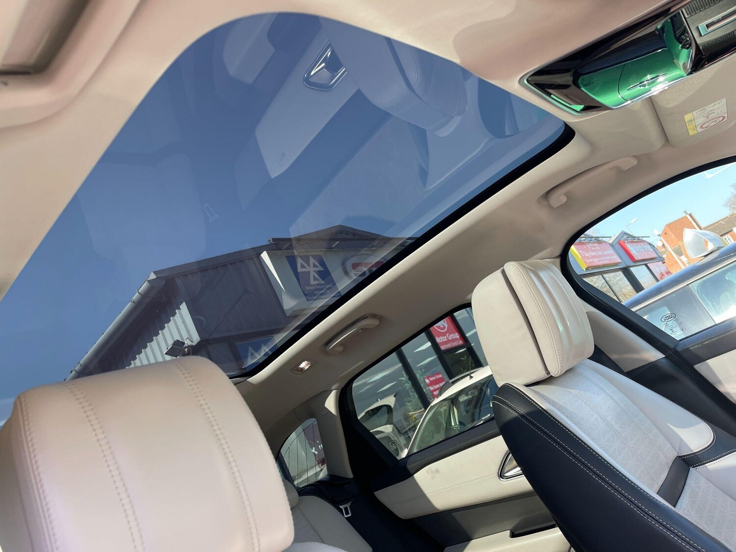 Used Land Rover Range Rover Velar 2018 for sale - 77632956: Photo 66