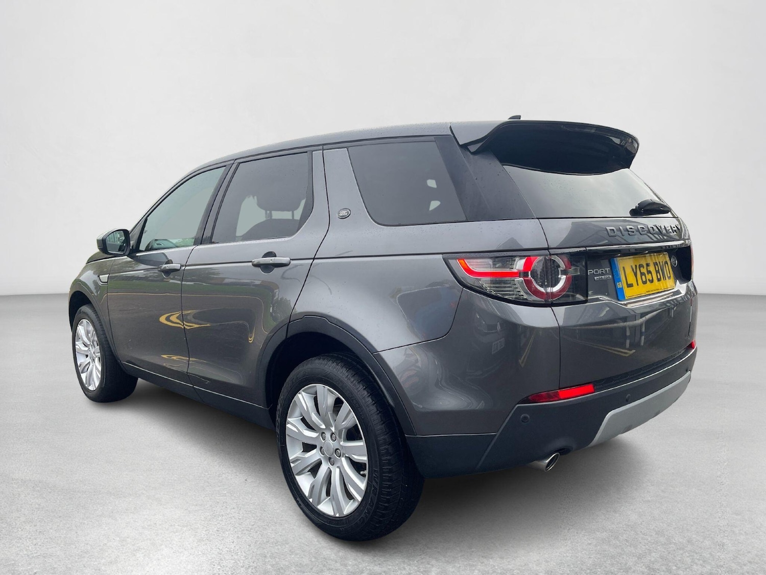 Used Land Rover Discovery Sport 2015 for sale - 76013307: Photo 22