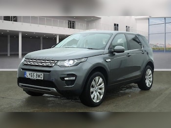 Used Land Rover Discovery Sport 2015 for sale - 76013307: Photo