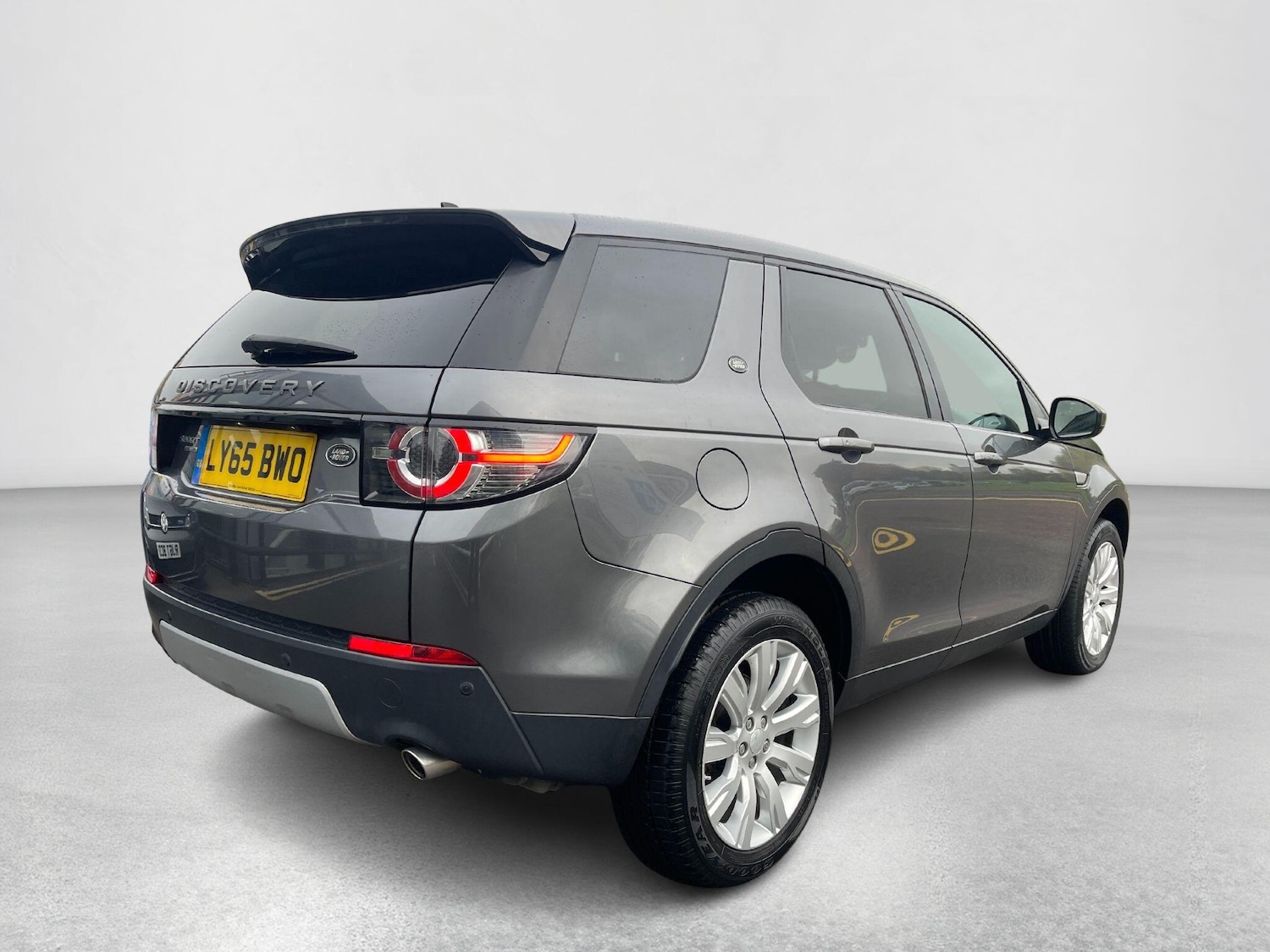 Used Land Rover Discovery Sport 2015 for sale - 76013307: Photo 32