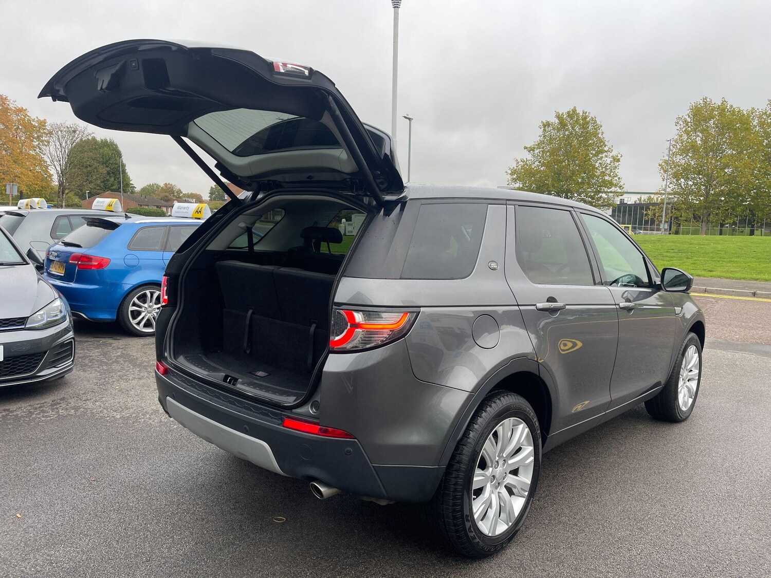 Used Land Rover Discovery Sport 2015 for sale - 76013307: Photo 33