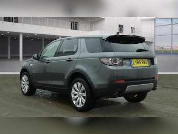 Used Land Rover Discovery Sport 2015 for sale - 76013307: Photo