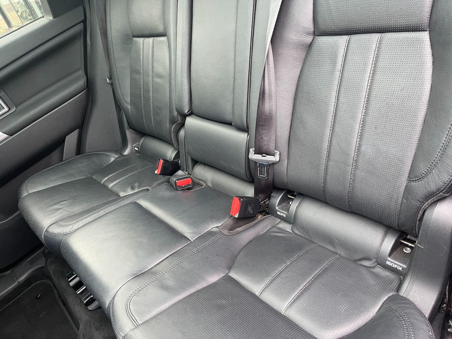 Used Land Rover Discovery Sport 2015 for sale - 76013307: Photo 41