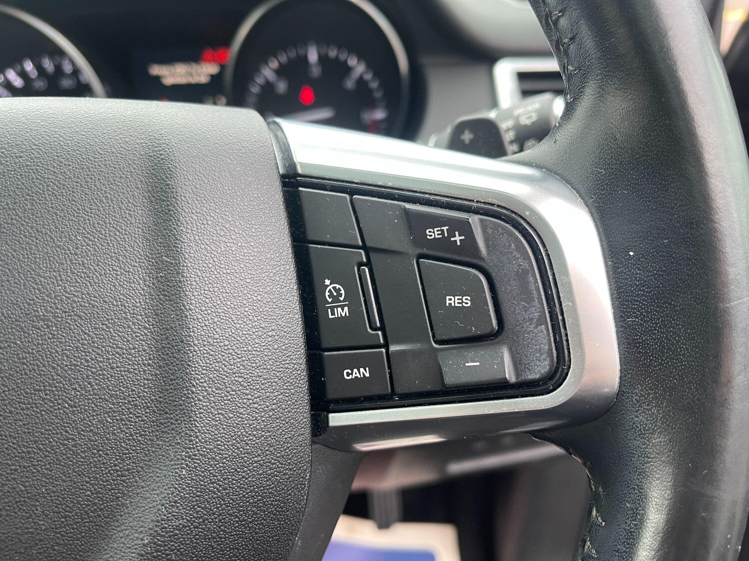 Used Land Rover Discovery Sport 2015 for sale - 76013307: Photo 51