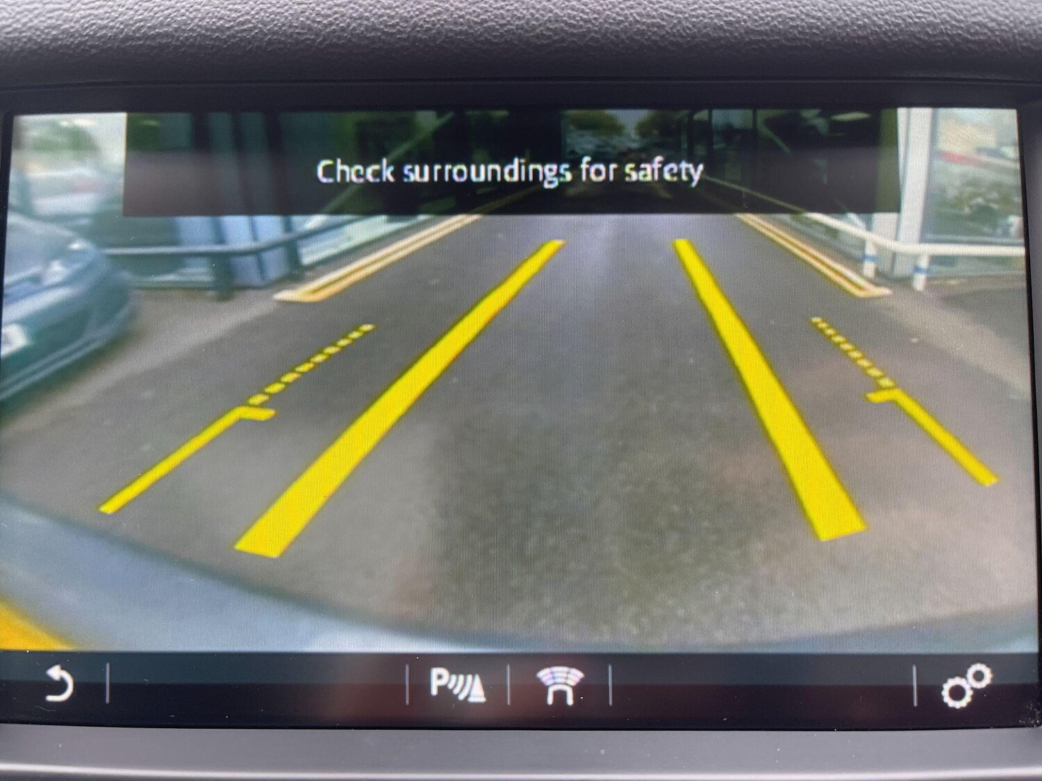 Used Land Rover Discovery Sport 2015 for sale - 76013307: Photo 63