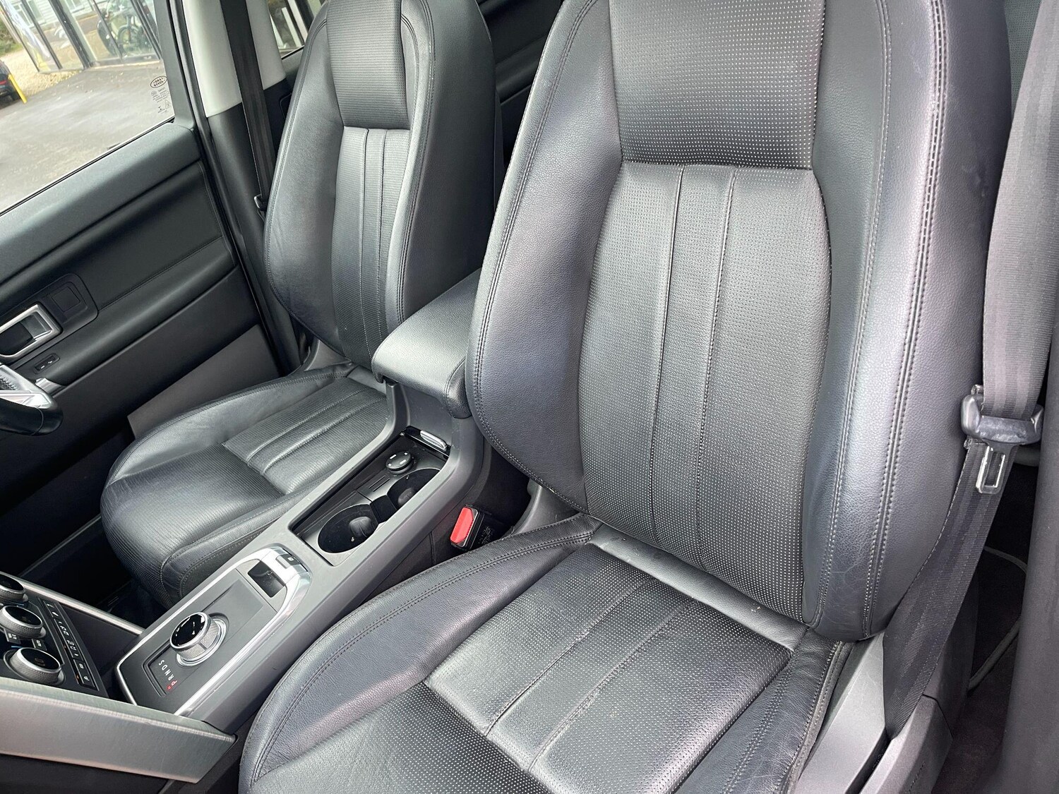 Used Land Rover Discovery Sport 2015 for sale - 76013307: Photo 74