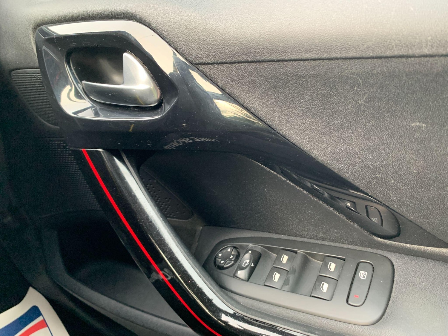 Used Peugeot 2008 2017 for sale - 76633595: Photo 25