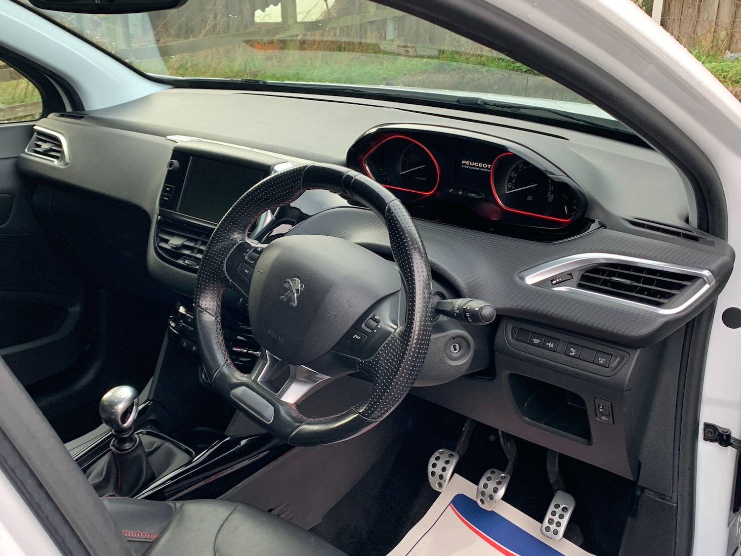 Used Peugeot 2008 2017 for sale - 76633595: Photo 7