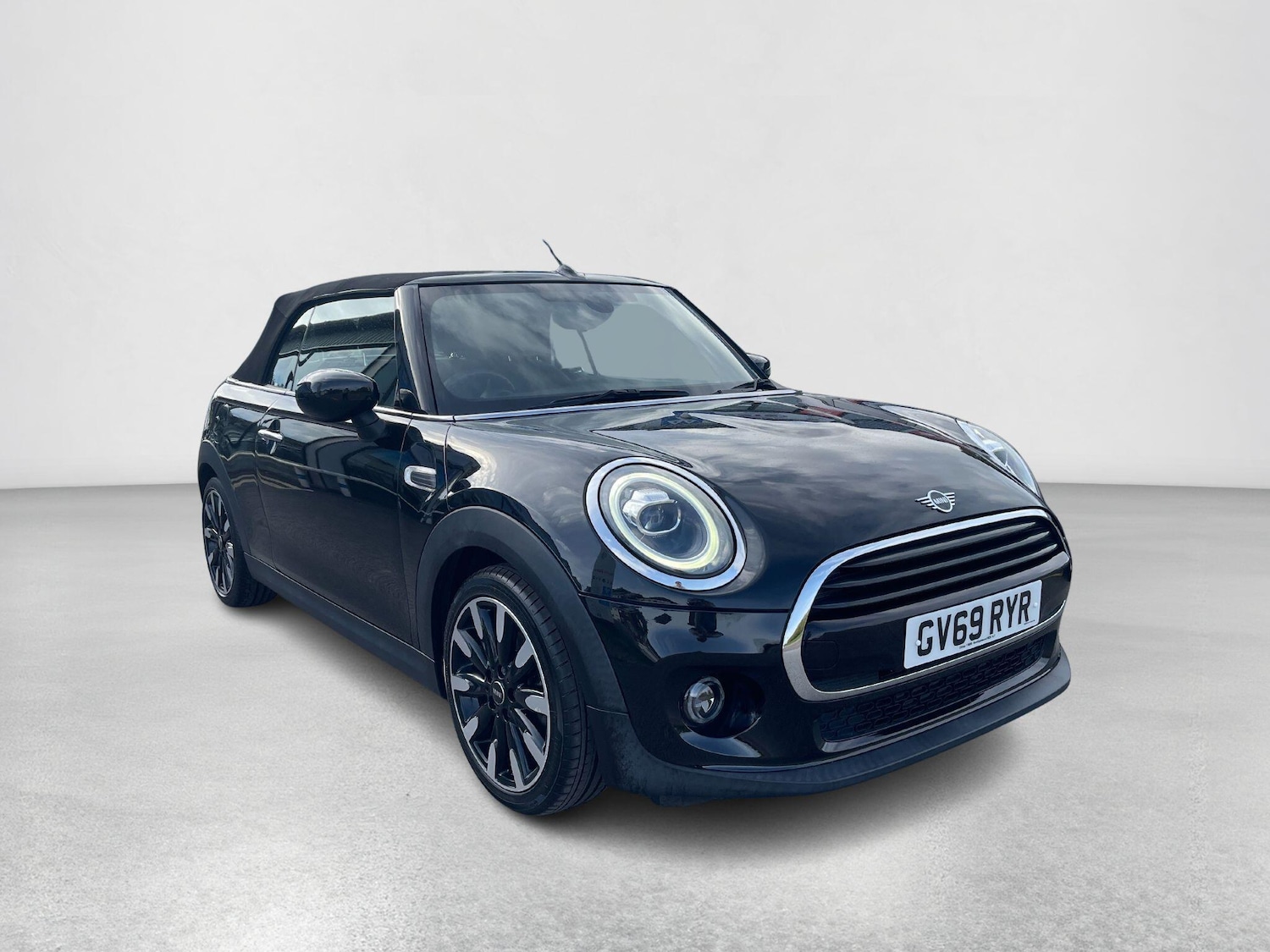 Used MINI Convertible 2019 for sale - 76094242: Photo 1