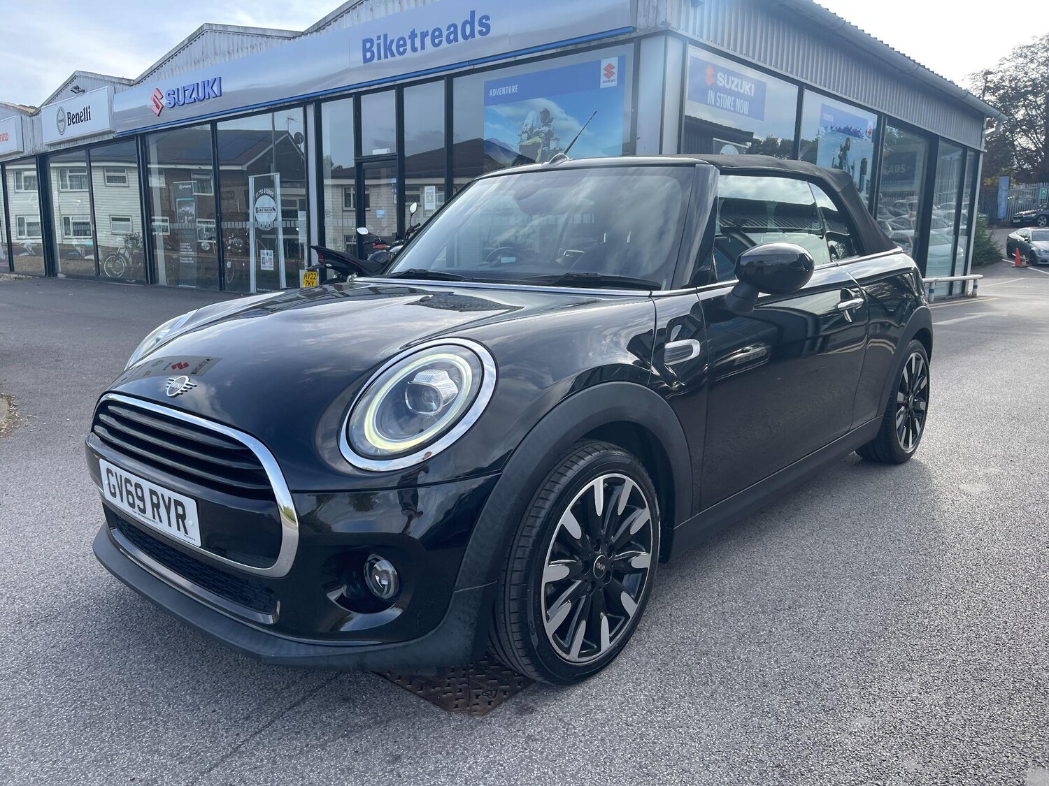 Used MINI Convertible 2019 for sale - 76094242: Photo 16