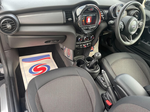Used MINI Convertible 2019 for sale - 76094242: Photo 31