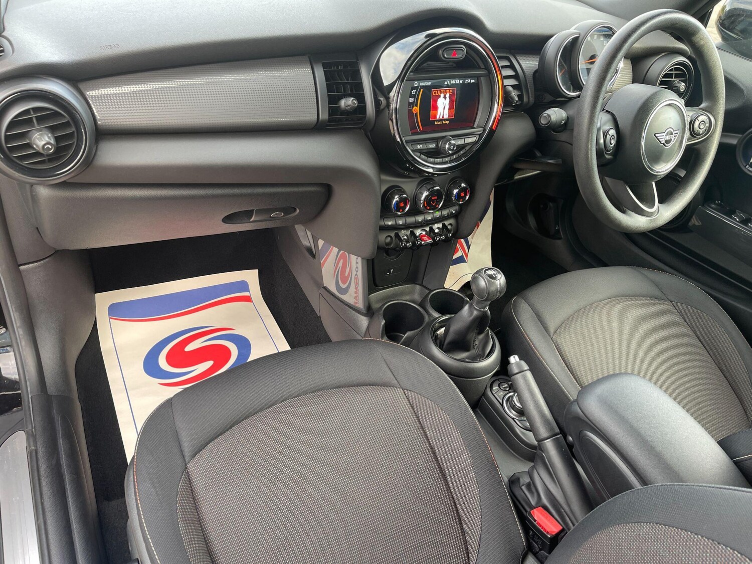 Used MINI Convertible 2019 for sale - 76094242: Photo 32