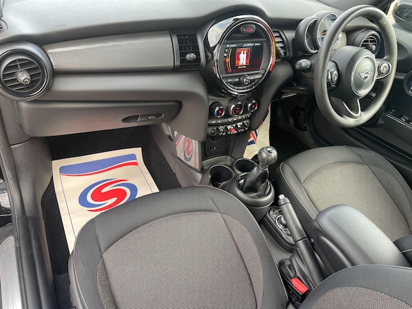 Used MINI Convertible 2019 for sale - 76094242: Photo 32