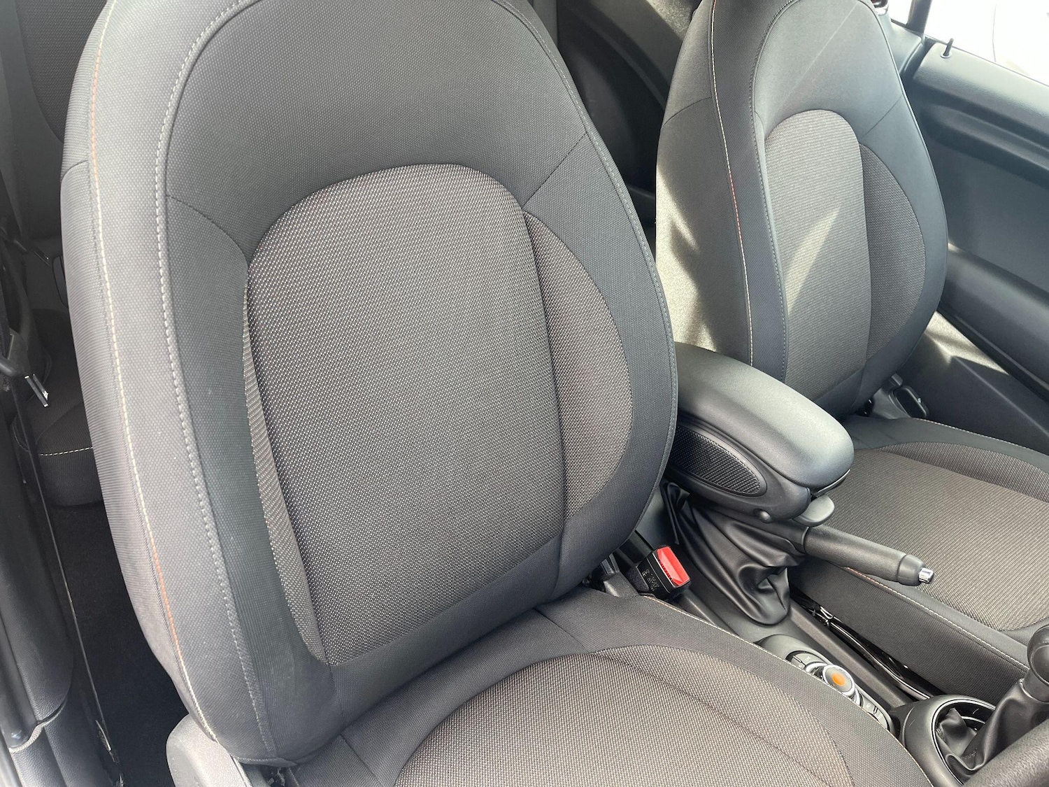 Used MINI Convertible 2019 for sale - 76094242: Photo 33