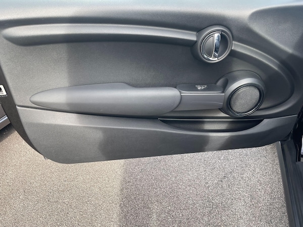 Used MINI Convertible 2019 for sale - 76094242: Photo 42