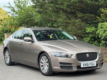 Used Jaguar XE 2016 for sale - 78362517: Photo