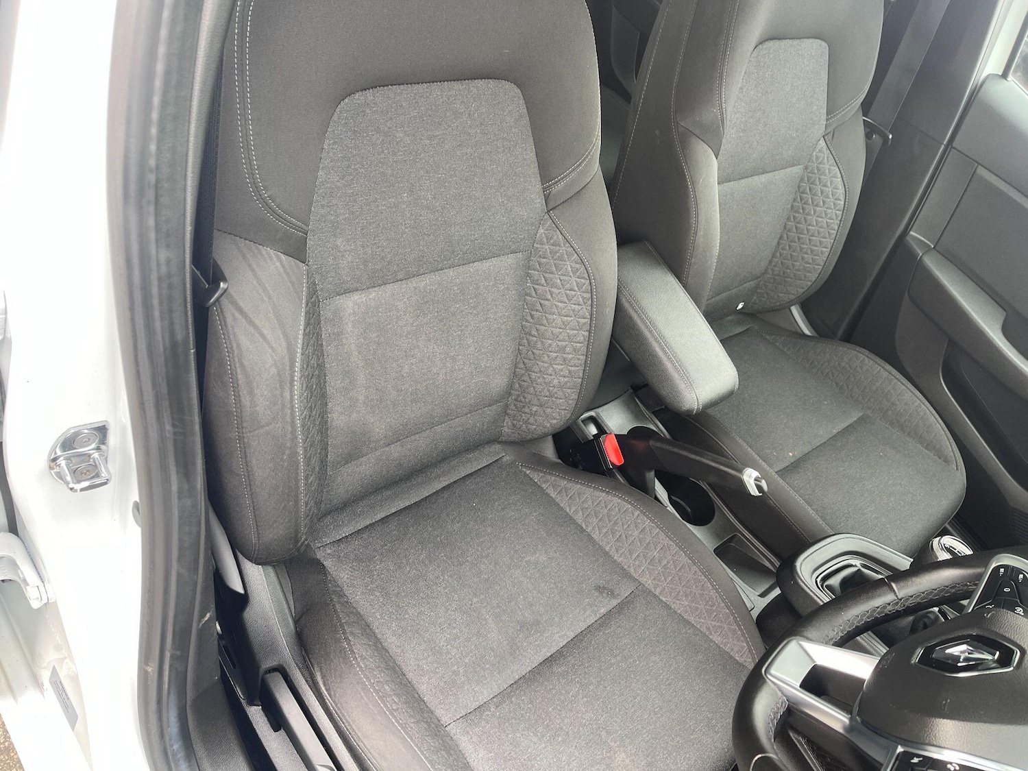 Used Renault Clio 2023 for sale - 77637552: Photo 18