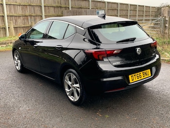 Used Vauxhall Astra 2016 for sale - 77155399: Photo