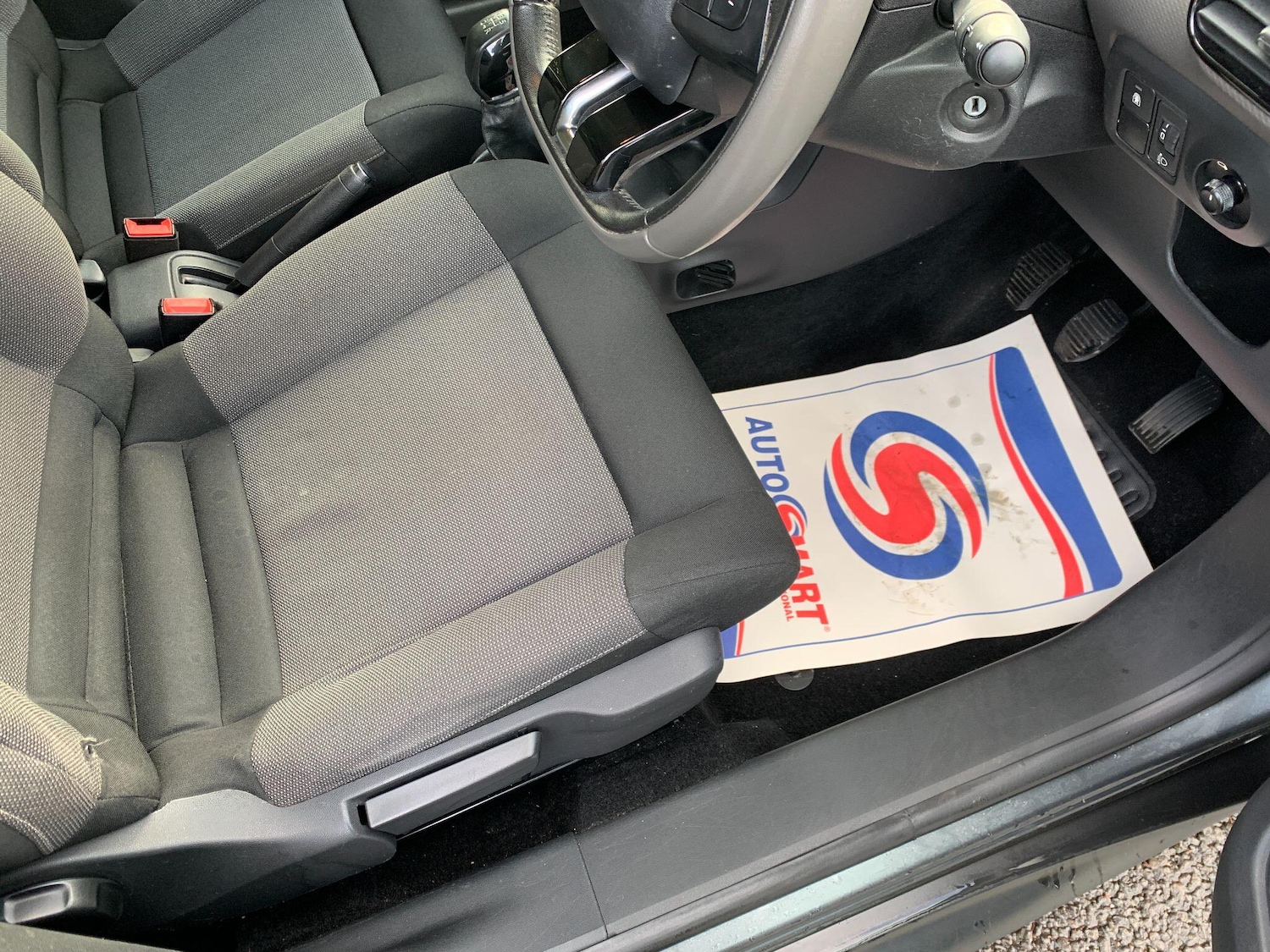 Used Citroen C4 Cactus 2016 for sale - 77039797: Photo 12