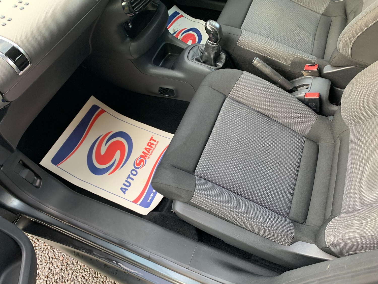 Used Citroen C4 Cactus 2016 for sale - 77039797: Photo 15