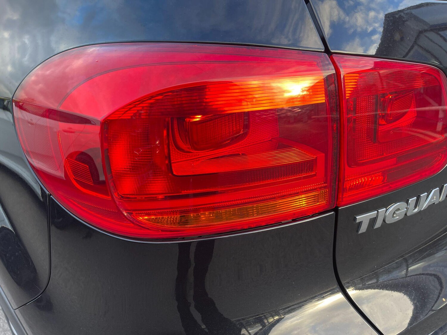 Used Volkswagen Tiguan 2015 for sale - 76408821: Photo 84