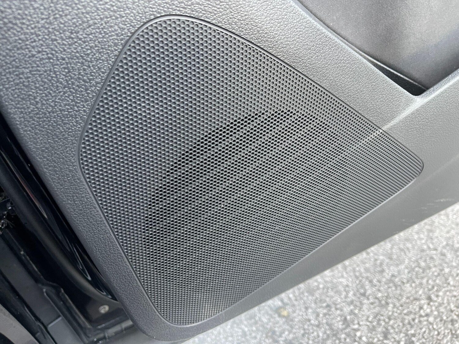 Used Volkswagen Tiguan 2015 for sale - 76408821: Photo 88