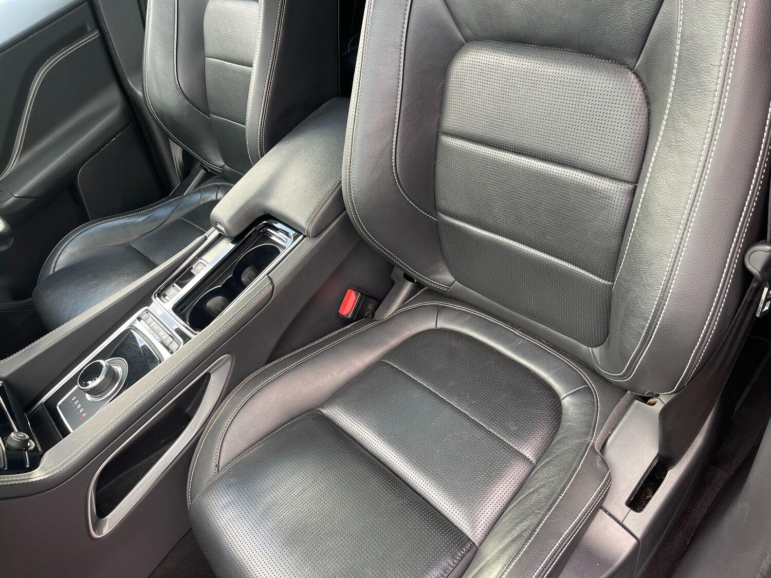 Used Jaguar F-Pace 2020 for sale - 76381007: Photo 39