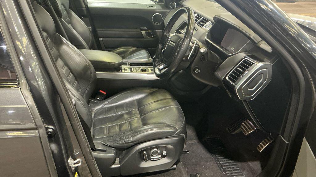 Used Land Rover Range Rover Sport 2018 for sale - 77970545: Photo 15