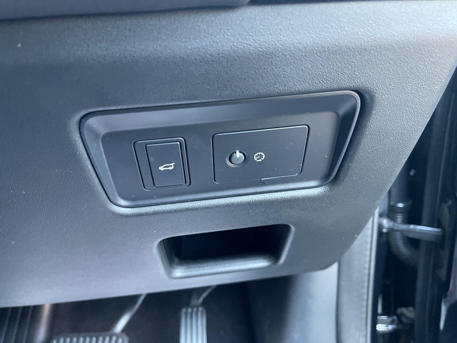 Used Land Rover Discovery 2019 for sale - 77074609: Photo 17