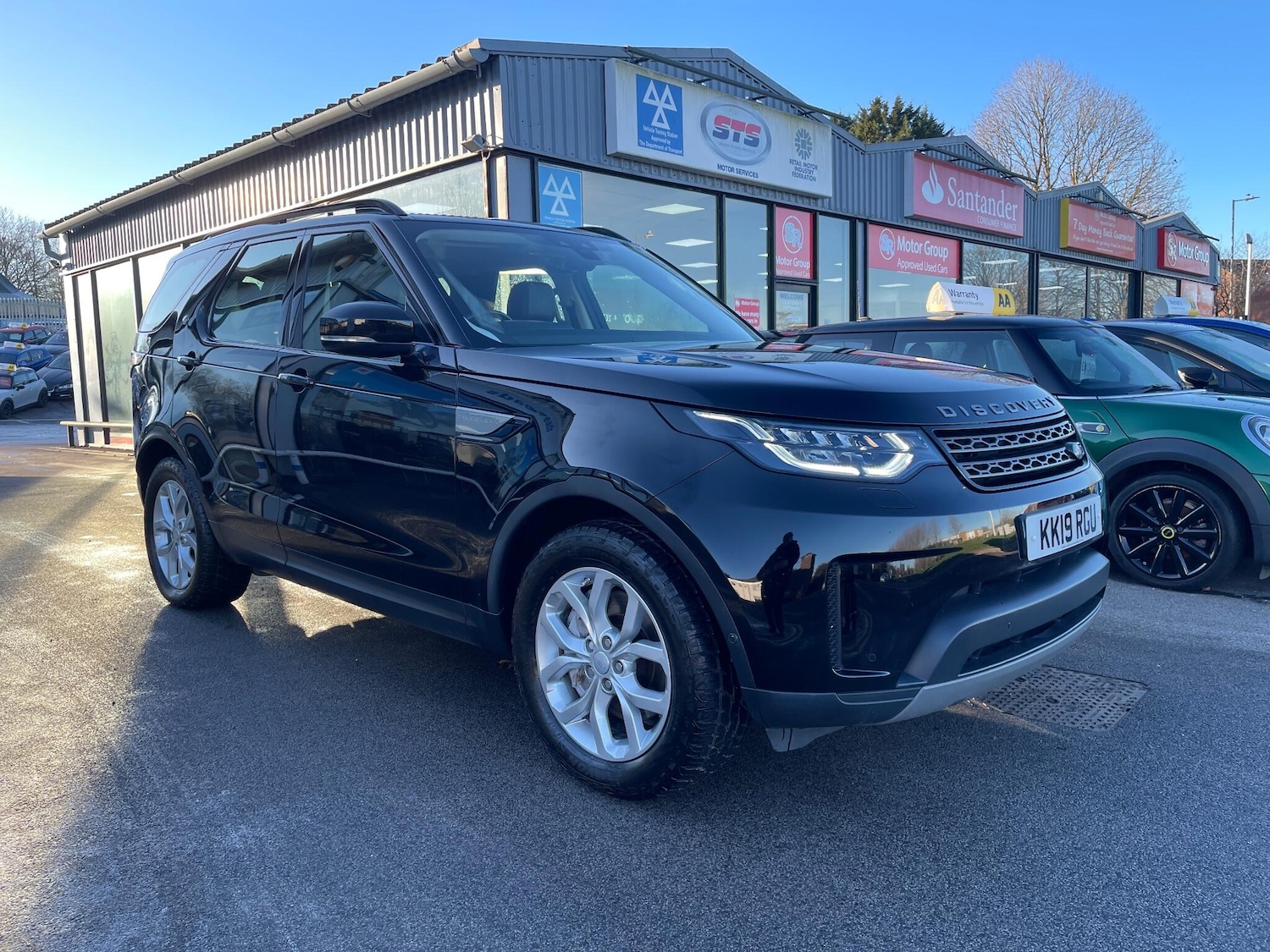 Used Land Rover Discovery 2019 for sale - 77074609: Photo 2