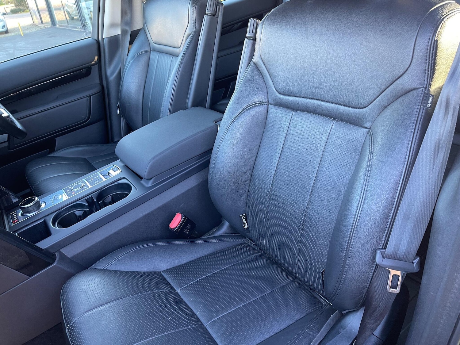 Used Land Rover Discovery 2019 for sale - 77074609: Photo 38