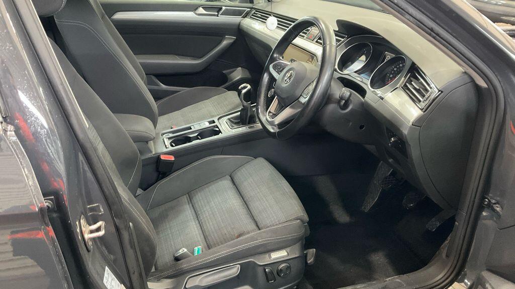 Used Volkswagen Passat 2020 for sale - 77633800: Photo 13