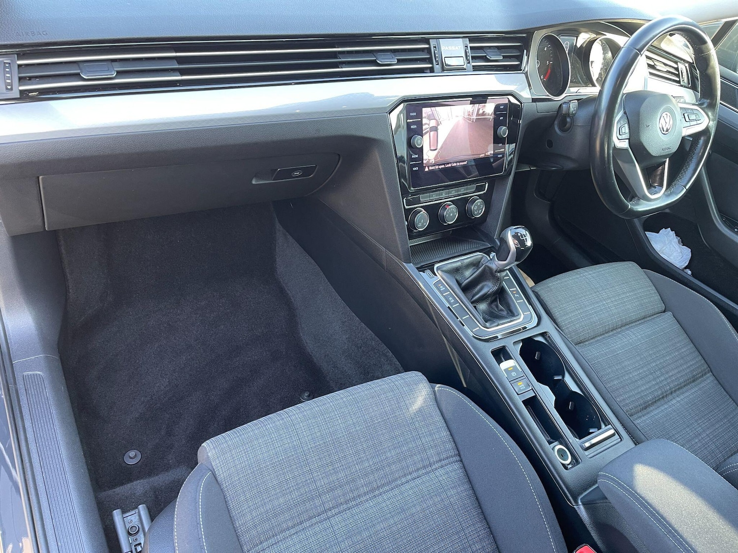 Used Volkswagen Passat 2020 for sale - 77633800: Photo 24