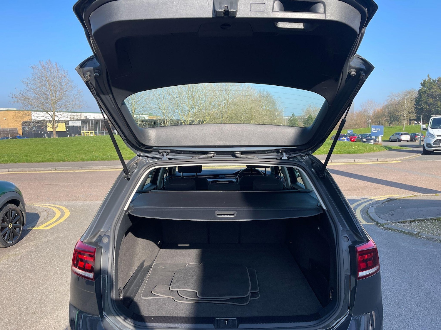 Used Volkswagen Passat 2020 for sale - 77633800: Photo 52