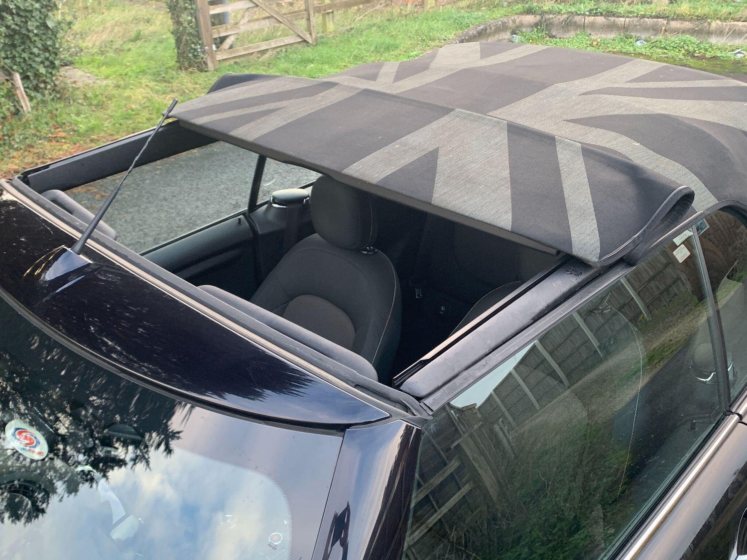 Used MINI Convertible 2016 for sale - 76269667: Photo 11