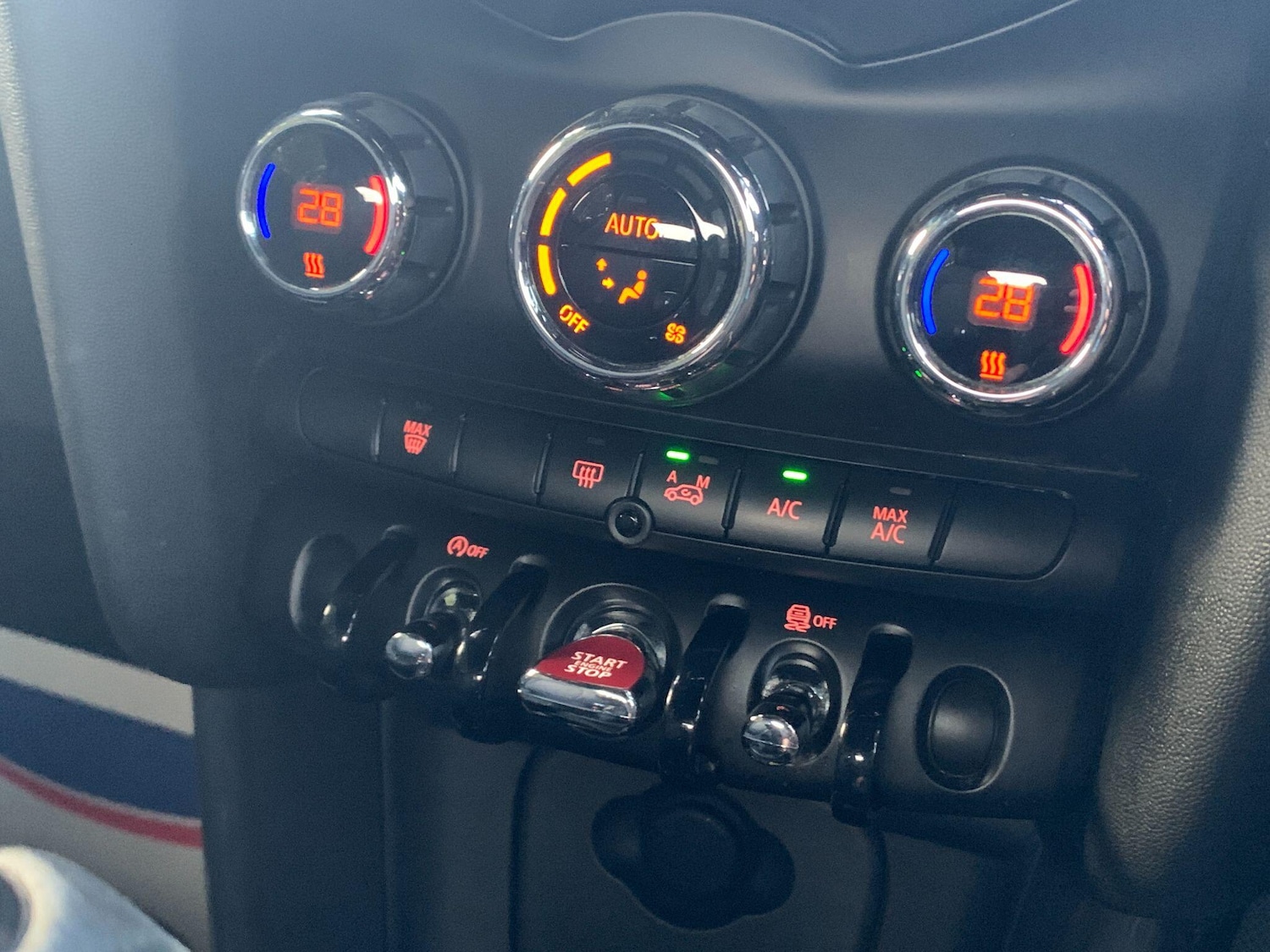 Used MINI Convertible 2016 for sale - 76269667: Photo 16