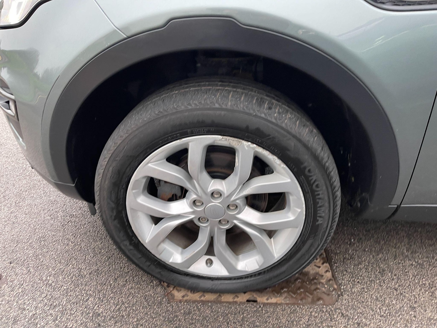 Used Land Rover Discovery Sport 2017 for sale - 76752579: Photo 27