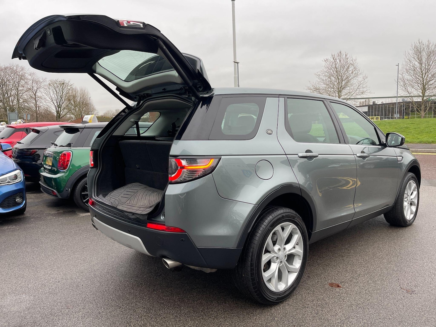 Used Land Rover Discovery Sport 2017 for sale - 76752579: Photo 33
