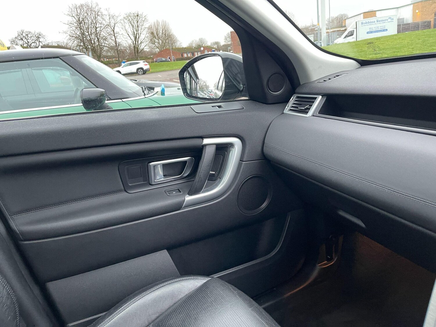 Used Land Rover Discovery Sport 2017 for sale - 76752579: Photo 44